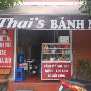 Không gian- Thai's Cafe & Bánh Mì