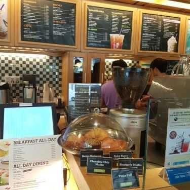 Tổng hợp- The Coffee Bean & Tea Leaf - Cornerstone Building Phan Chu Trinh