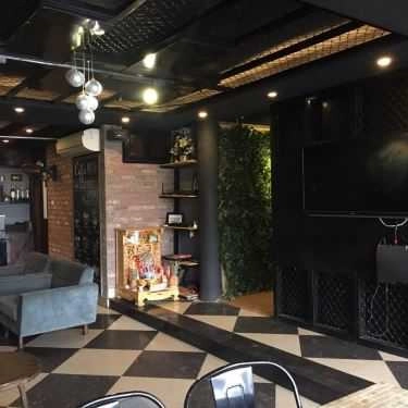Không gian- The Coffee Pub