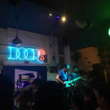 Không gian- The Doors Cafe - Hàng Chĩnh