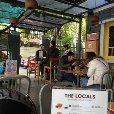 Tổng hợp- Locals Cafe