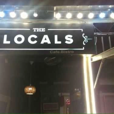 Tổng hợp- Locals Cafe