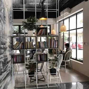 Không gian- The Loop - Coffee & Tea