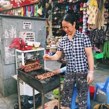 Không gian- Ăn vặt Thịt Xiên Nướng - Hàng Dầu