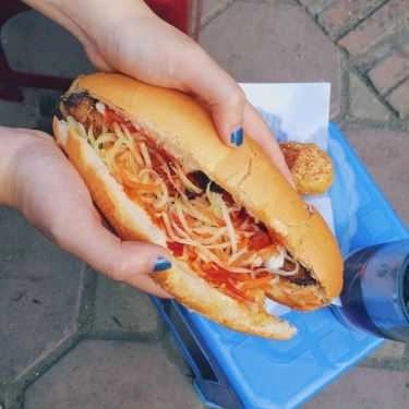 Món ăn- Ăn vặt Thịt Xiên Nướng Cô Huyền - Nguyên Hồng