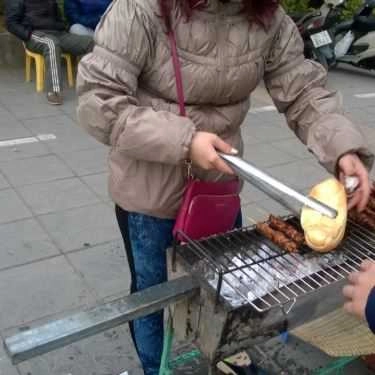 Không gian- Ăn vặt Thịt Xiên Nướng - THCS Yên Hòa