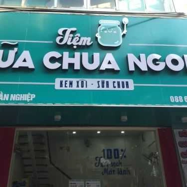 Không gian- Cafe Tiệm Sữa Chua Ngon