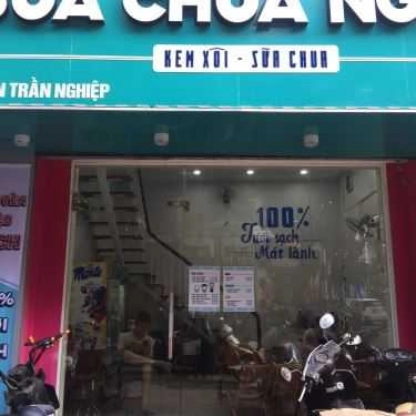 Không gian- Cafe Tiệm Sữa Chua Ngon