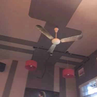 Tổng hợp- Tom's Cafe