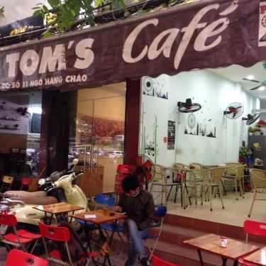 Không gian- Tom's Coffee - Ngõ Hàng Cháo