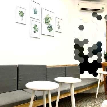 Không gian- Cafe Trà Sữa Teaholic - Quán Thánh
