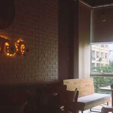 Không gian- Cafe Trà Sữa Tocotoco - Lê Văn Hiến