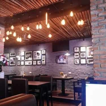 Không gian- Tre Coffee - Nguyễn Chí Thanh