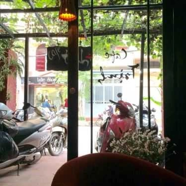 Không gian- Trịnh Cafe - Hoàng Văn Thái