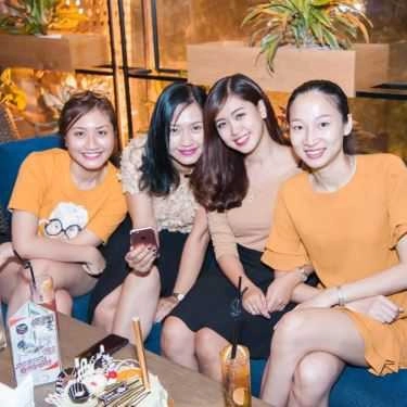 Tổng hợp- Trixie Cafe & Lounge