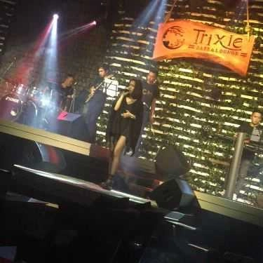 Tổng hợp- Trixie Cafe & Lounge