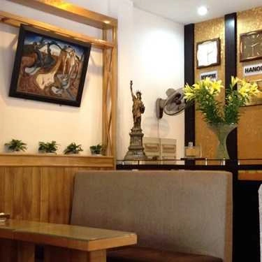 Không gian- Tùng Hà - Coffee & Tea