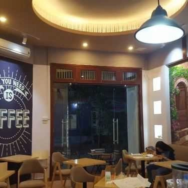 Không gian- Twins Coffee - Ngụy Như Kon Tum