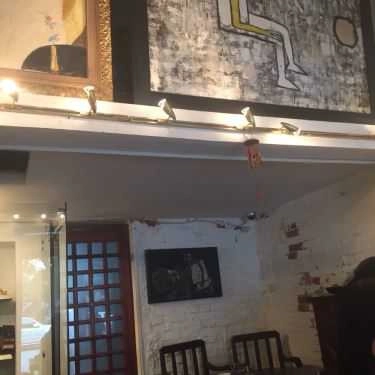 Không gian- Van Yen Art Cafe - Quang Trung
