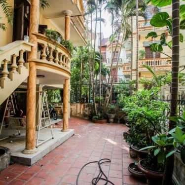 Không gian- Vietlesson Coffee House
