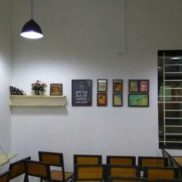 Không gian- Vintage Coffee & Fruit Juice
