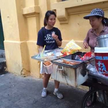 Không gian- Ăn vặt Xiên Que Tự Chọn - Trường THCS Thanh Quan