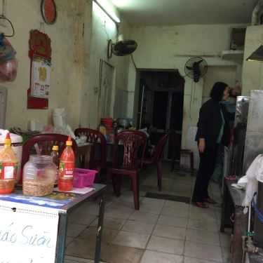 Không gian- Ăn vặt Xôi Trứng Chả Thịt