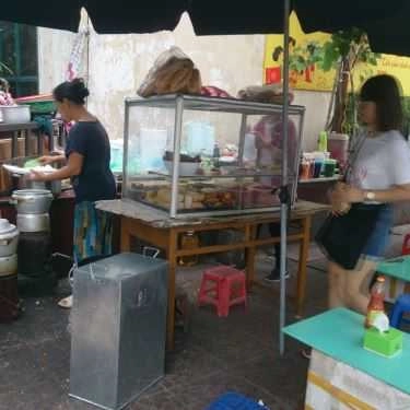 Không gian- Ăn vặt Xôi & Bánh Mì - Nhà Sách Bách Khoa