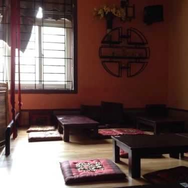 Không gian- Cafe Yên Hoa Trà
