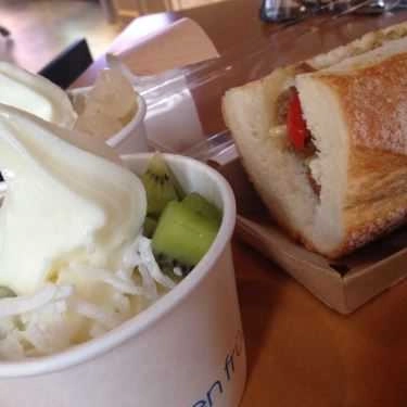 Món ăn- Cafe Yogen Fruz - Vincom Bà Triệu