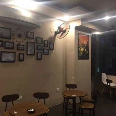 Không gian- Young Coffee