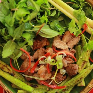 Professional- Rừng & Biển - Quán ăn Gia Đình & Bạn Hữu
