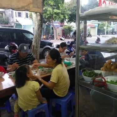 Không gian- Bánh Canh & Cháo Cá Lóc Rau Đắng