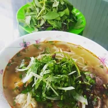 Món ăn- Bún Bò Huế - Hồ Bơi Thủy Tiên