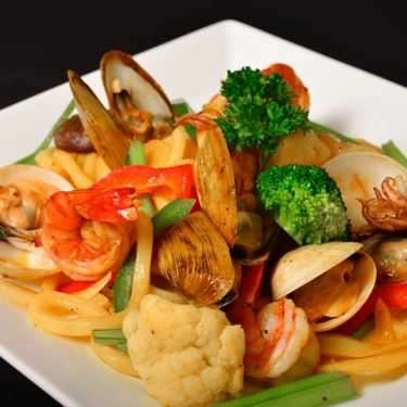 Món ăn- Nhà Hàng Hoàng Quyên - Seafood Restaurant