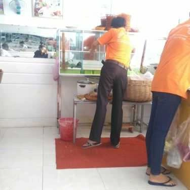 Không gian- Quán Ăn Bún Mọc Ròm Mập - Trần Quang Khải