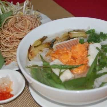 Món ăn- Quán Ăn DoMiNo- Bún Riêu Trứng Mực & Rau Nhút