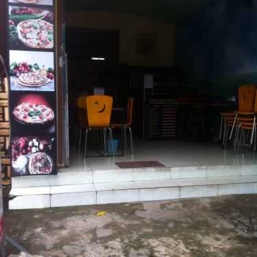 Không gian- Quán Ăn Pizza Good
