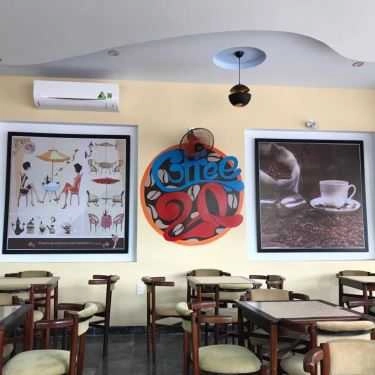 Không gian- 2Q Coffee