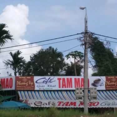 Không gian- Tam Mao Cafe