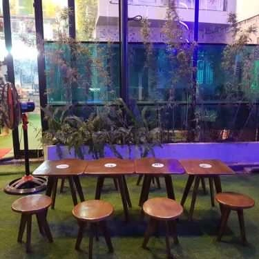 Không gian- Trầm Cafe