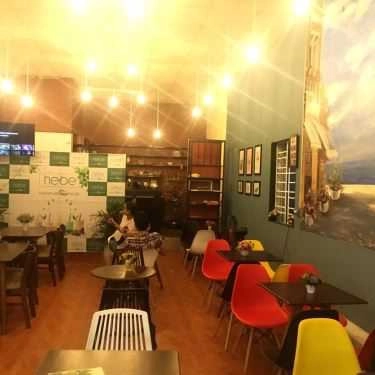 Không gian- Lucy’s Coffee & Tea