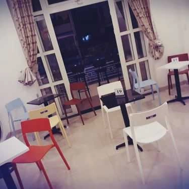 Không gian- Hoa Phượng Cafe