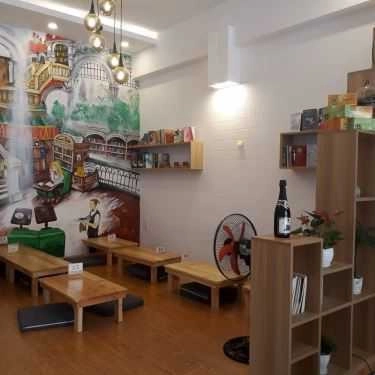 Không gian- Hoa Phượng Cafe