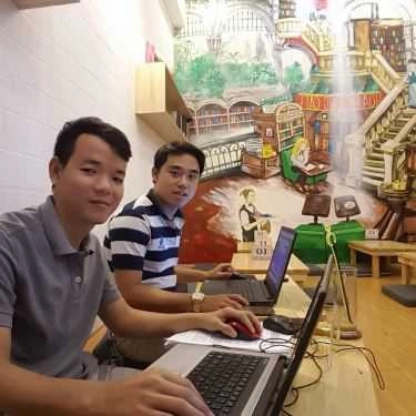 Không gian- Hoa Phượng Cafe