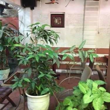 Không gian- Hoàng Uyên Cafe