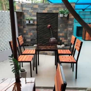 Không gian- Istart Up Cafe