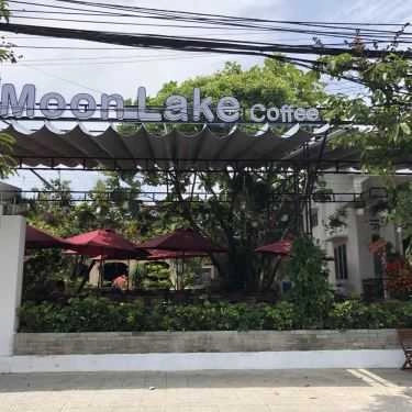 Không gian- Moon Lake Cafe