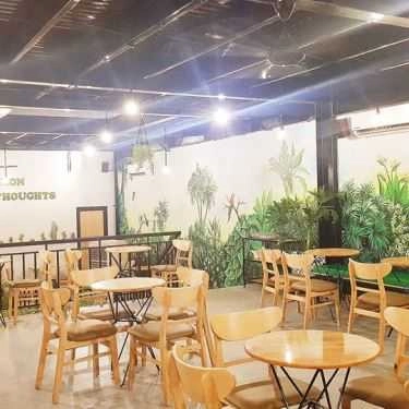 Không gian- Nhà Koi Coffee