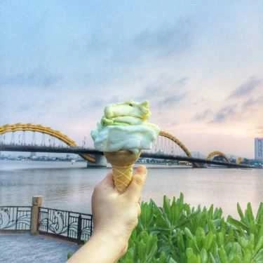 Món ăn- Cafe Turkish Golden Scoop Ice Cream